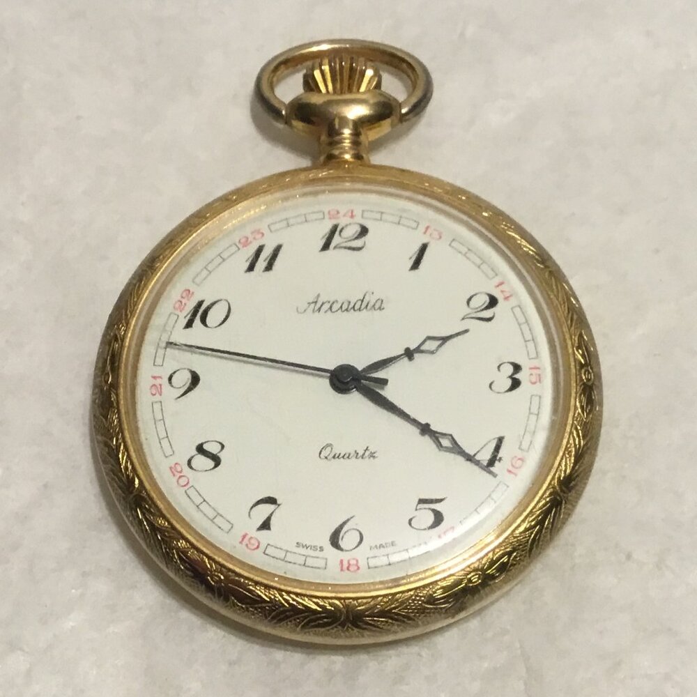 Very nice men's Arcadia Swiss Made quartz pocket watch w/ train on the back